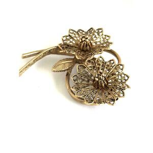 Gold Tone Filigree Floral Stem Brooch